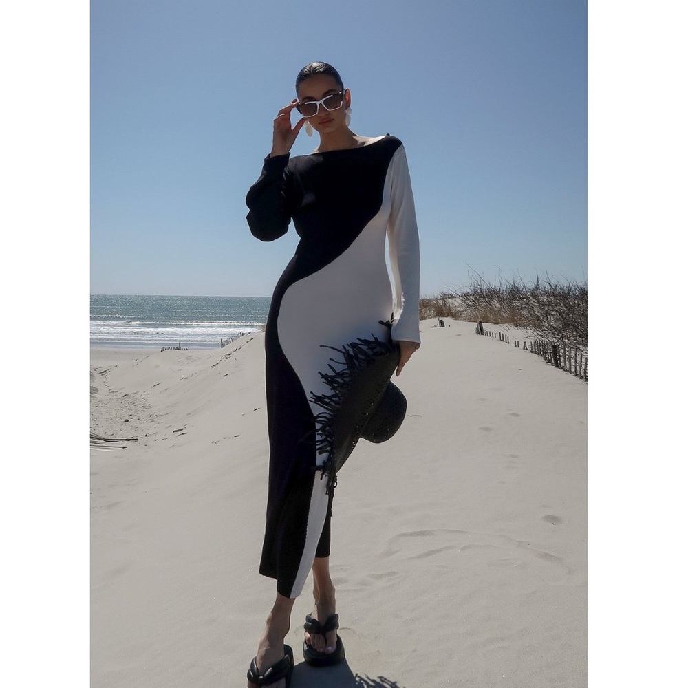 Fine Knitted Open Back Maxi Dress